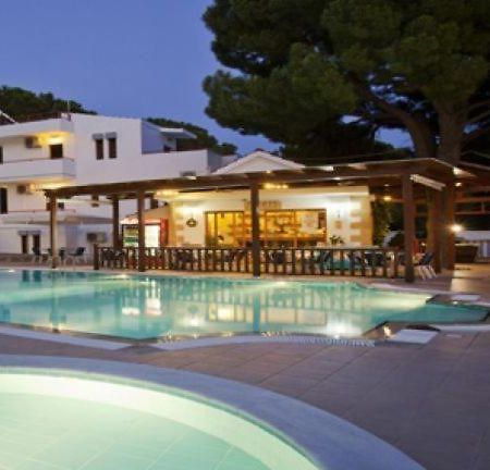 Pefkos Filoxenia Aparthotel Pefki Екстериор снимка