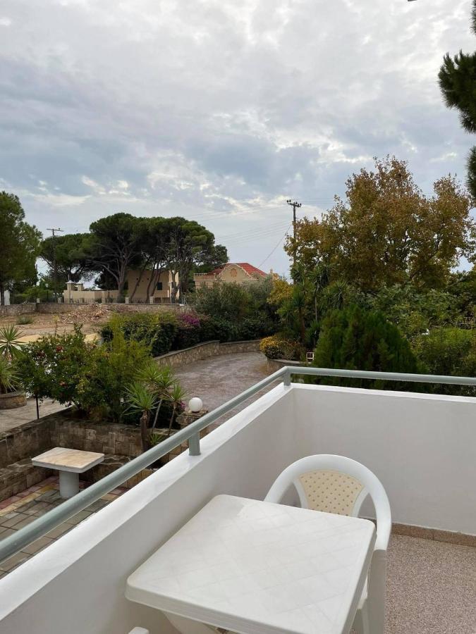 Pefkos Filoxenia Aparthotel Pefki Екстериор снимка